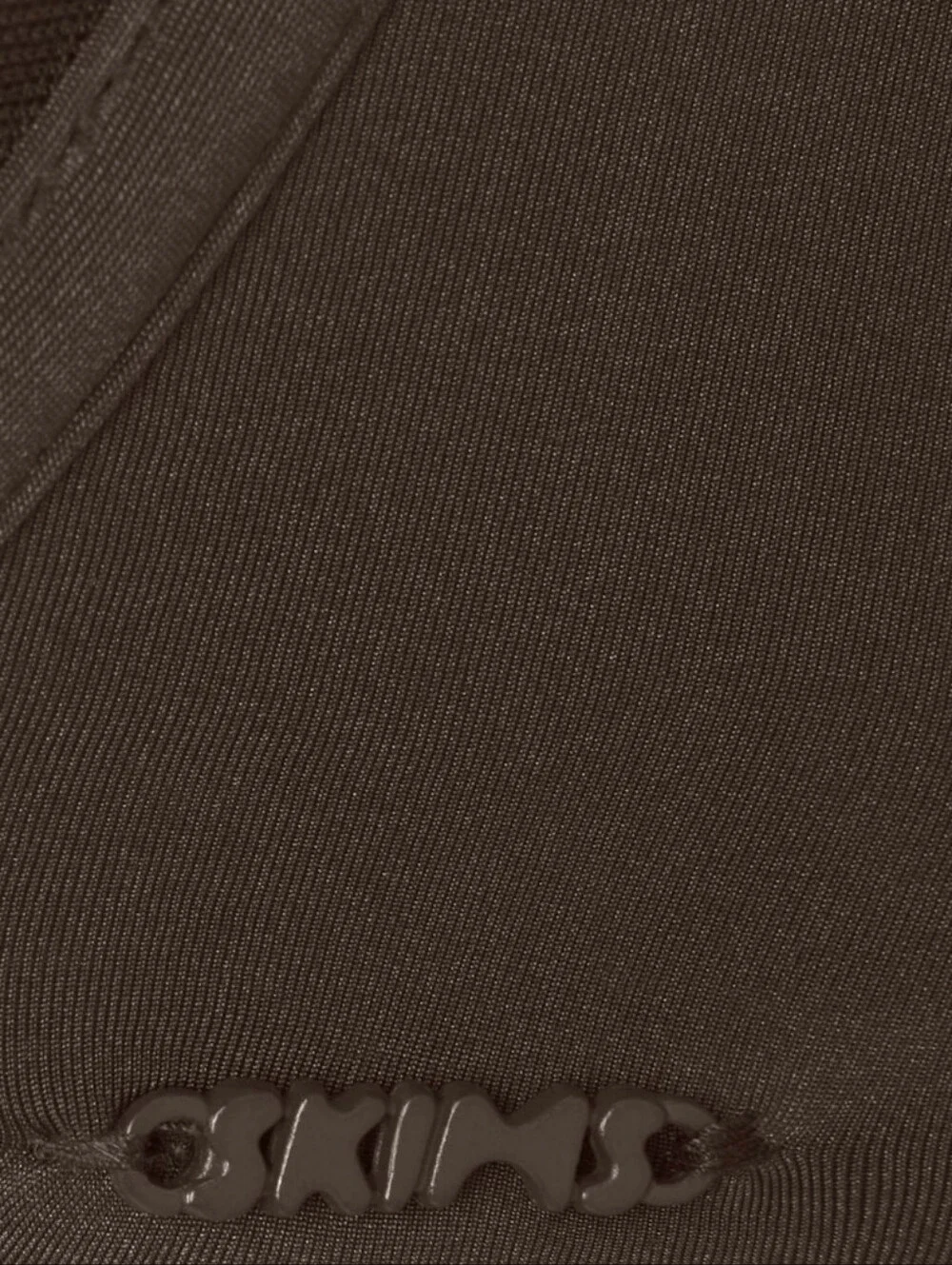 Skims Weightless Scoop Bra - Picture 6 of 10